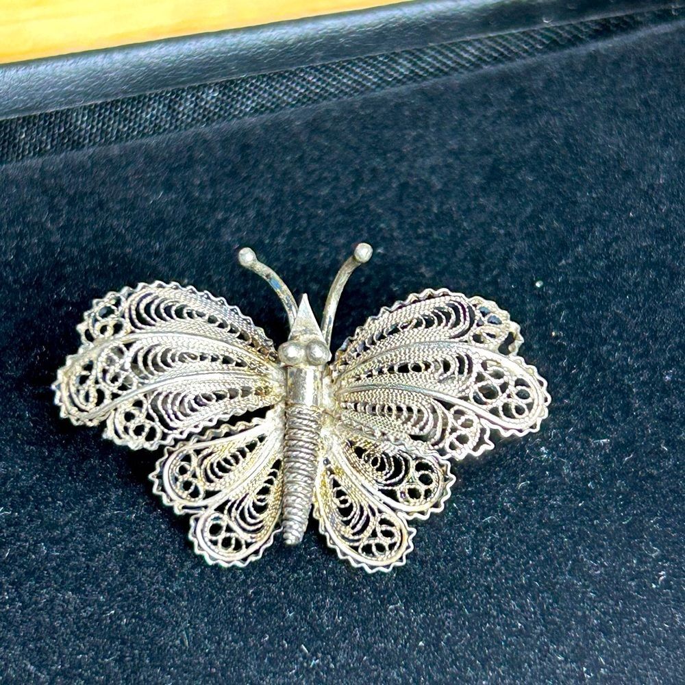 Vintage Silver Delicate Detailed Butterfly Brooch